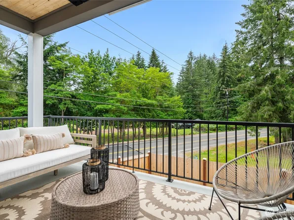 13730 Manor Way #K2, Lynnwood, WA 98087