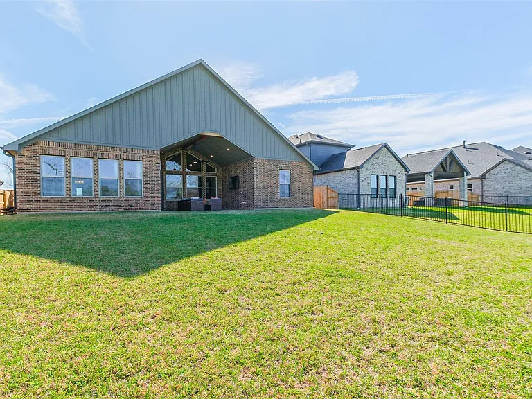 4127 Wooded Isle Way — Photo 41