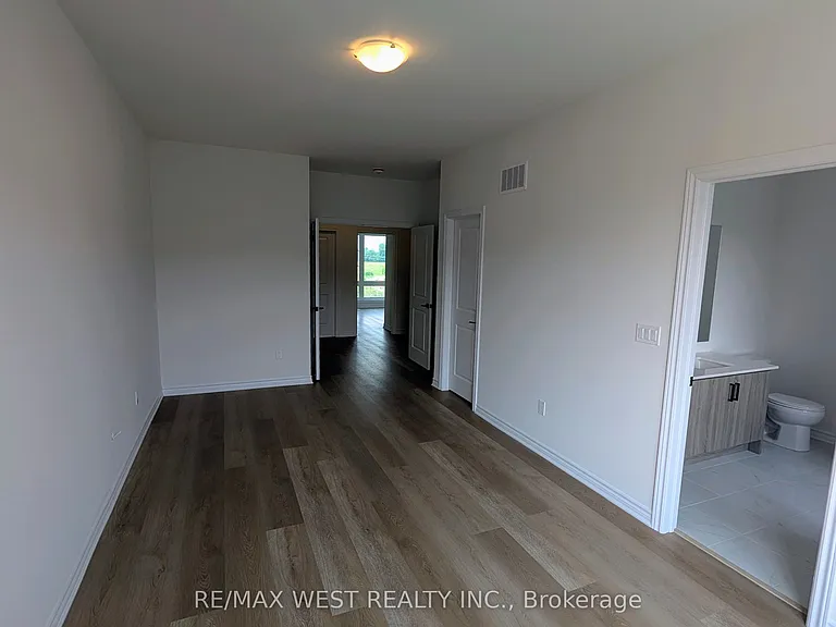 91 Inverary Cres — Photo 24