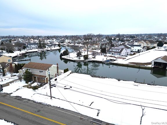 3rd image of 62 Alhambra Road