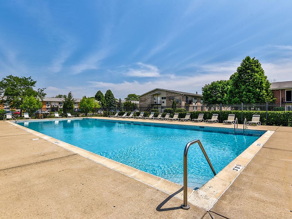 Pool with Sundeck