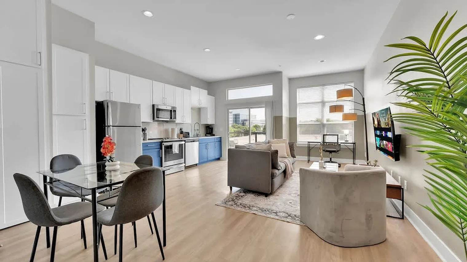 1 bed, 1.0 bath, $2,780 — Photo 4
