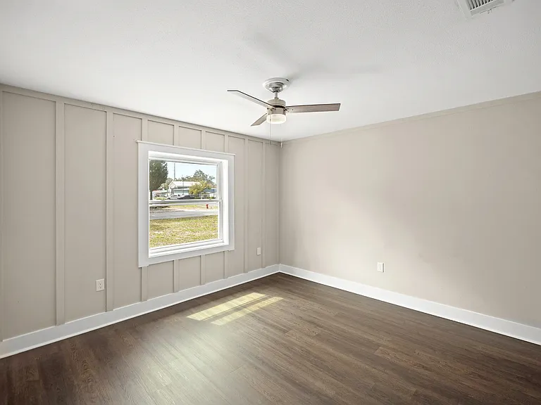200 Spencer Dr — Photo 36