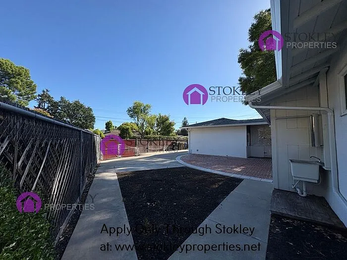 747 Harvard Dr — Photo 39