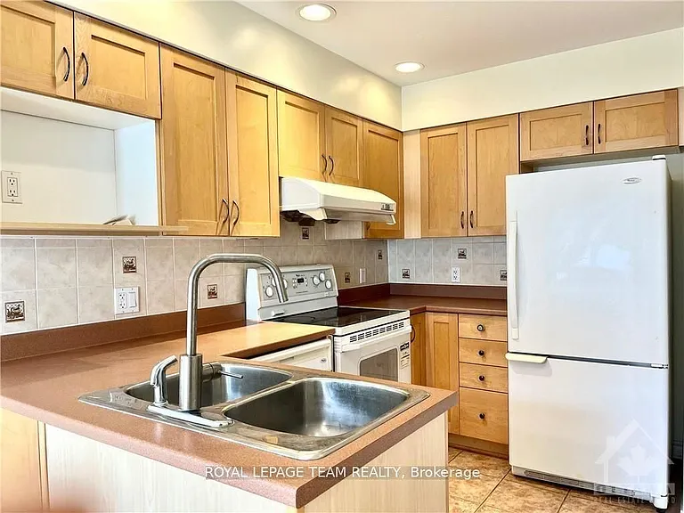 39 Bellrock Dr — Photo 10