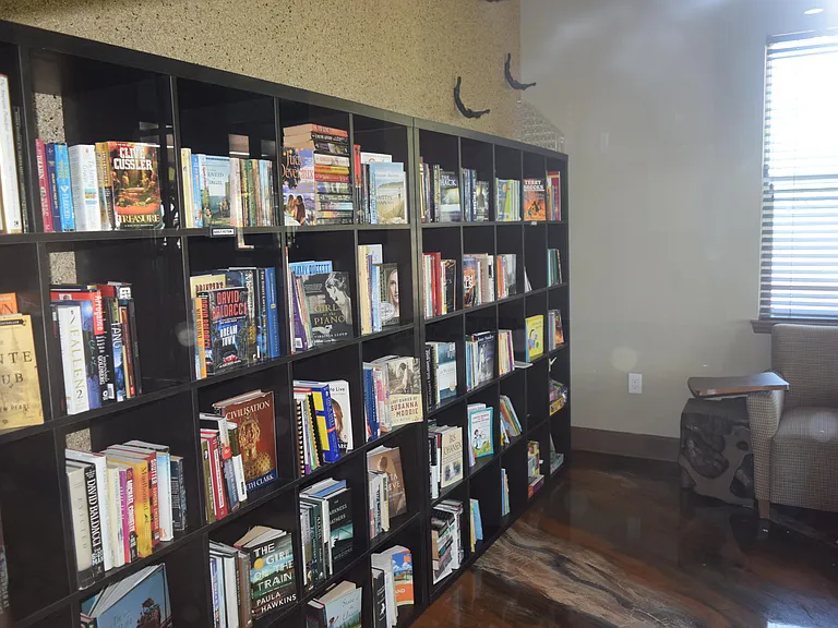 4060 Dragonfly Dr — Photo 37