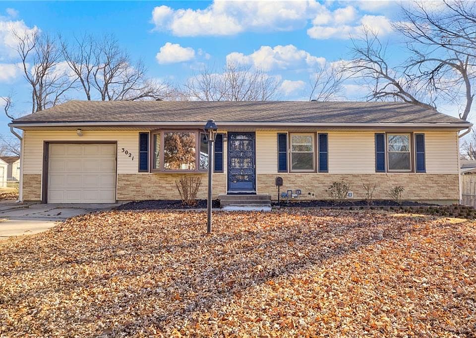 1st image of 3021 S Venus Ave