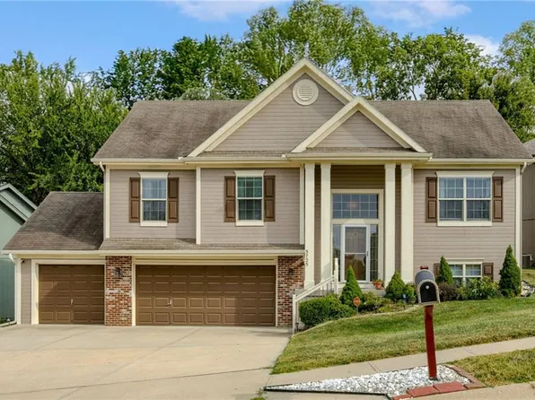 5725 Wyoming Ave N, Kansas City, MO 64118