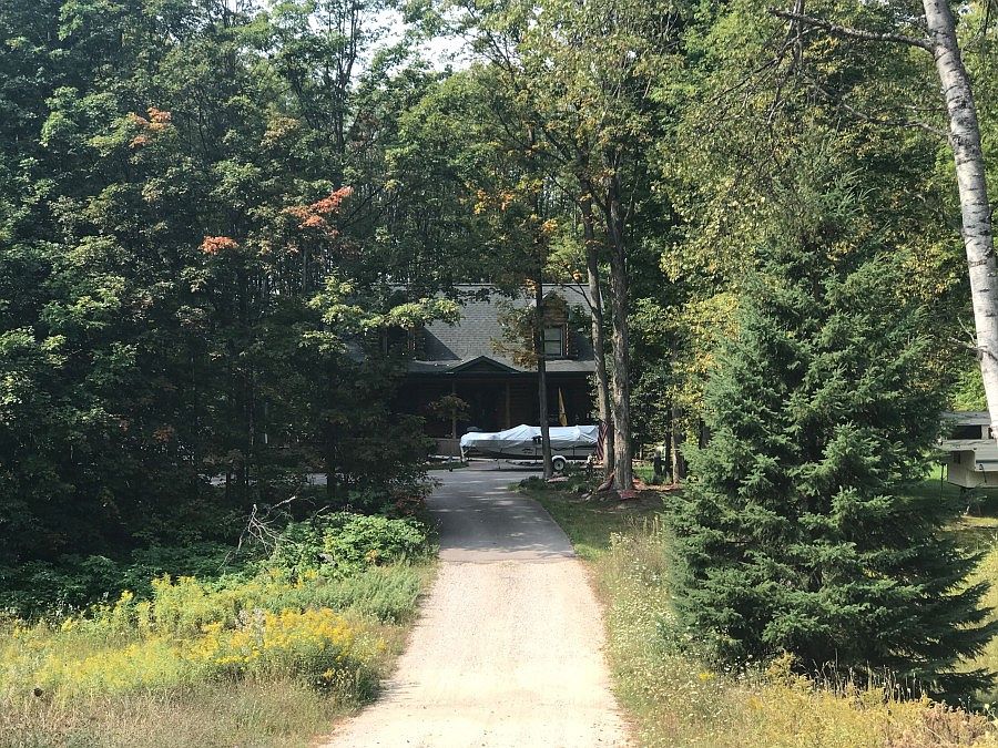 2nd image of 5425 S Korthase Rd