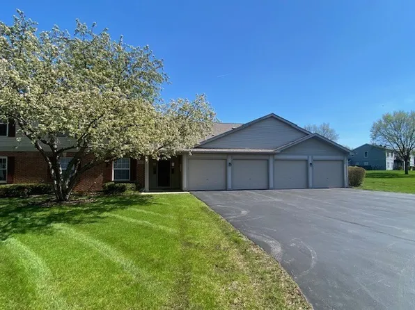 (undisclosed Address), Elgin, IL 60120