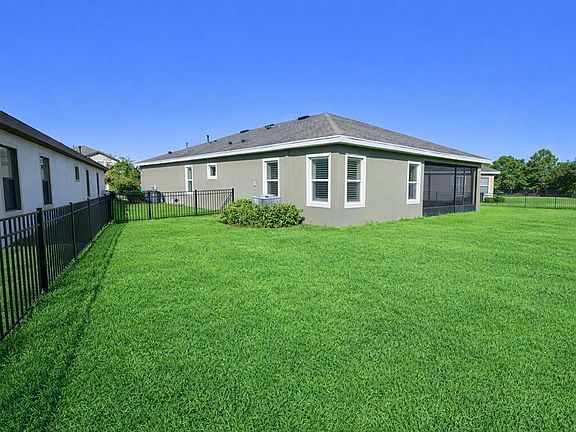 3rd image of 6204 Colmar Pl