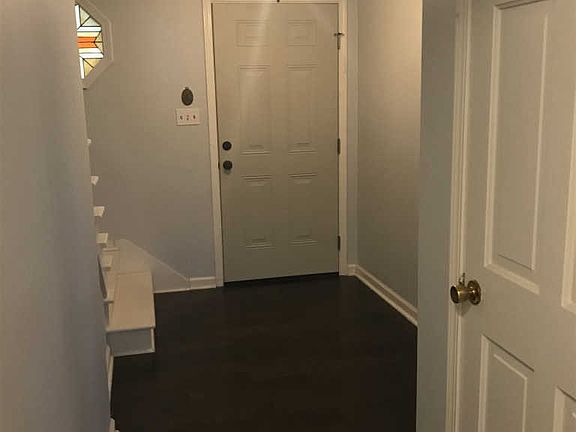 4th image of 6816 Lake Valley Ct