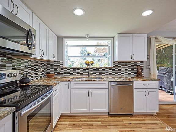 5th image of 7013 125th Ave SE