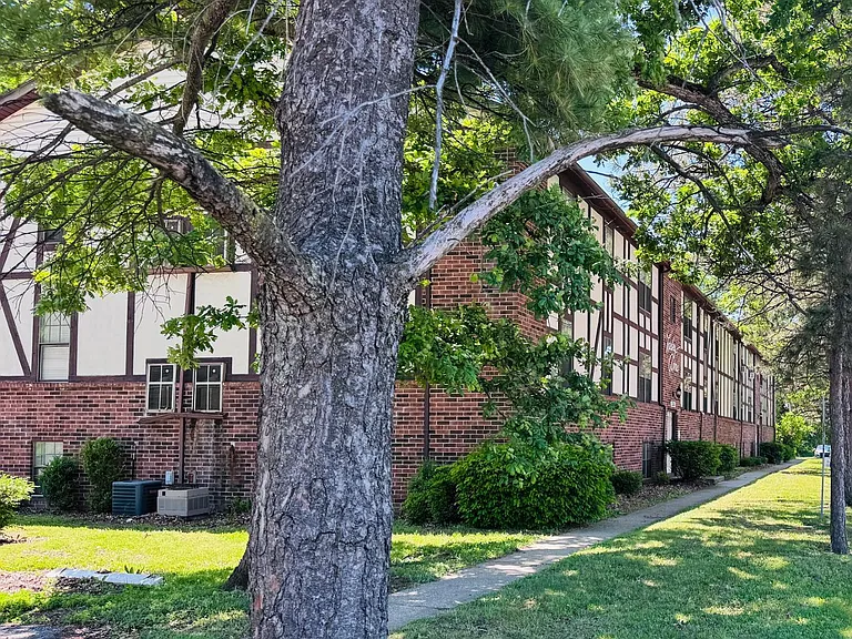 3353 W Laskey Rd #23 — Photo 17