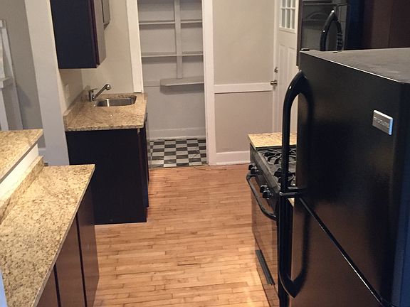 3rd image of 1842 N Humboldt Blvd APT 3B