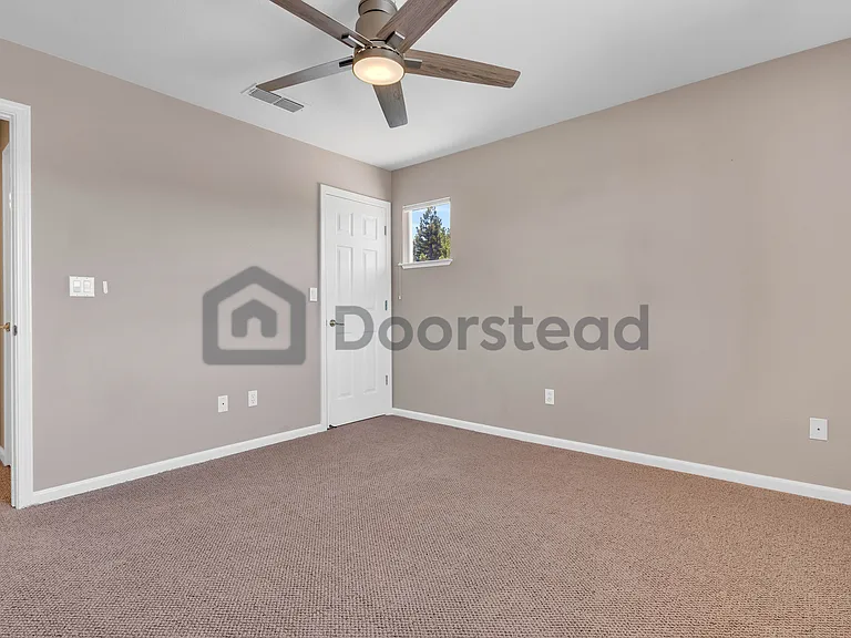 513 Winding Brook Ct — Photo 41