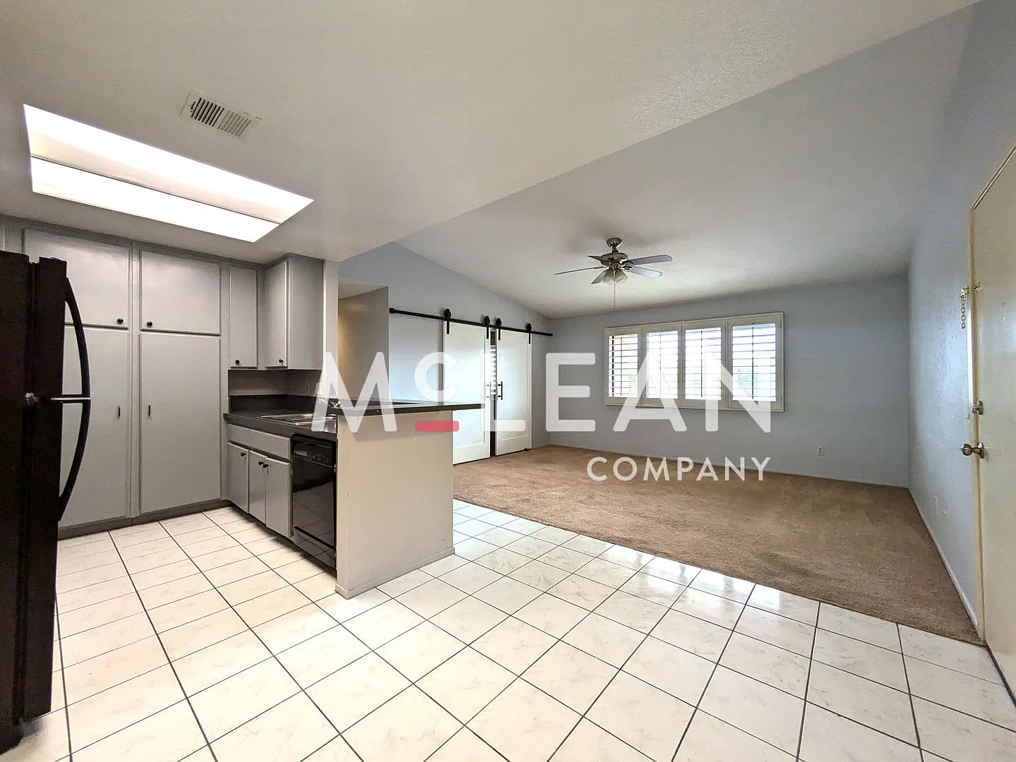 Three Bedroom in Cathedral City w/ Community Amenities — Photo 3