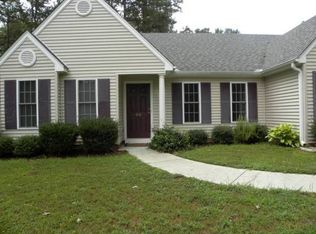 416 Eastcliff Dr, West Union, SC 29696