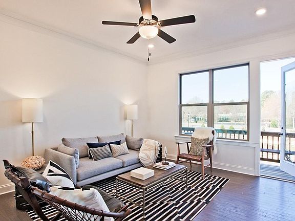 2430 Figaro Drive Elevation Image 2