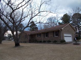 1537 Eastwood Dr, Kinston, NC 28504