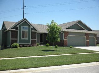 2206 N Woodard St, Derby, KS 67037