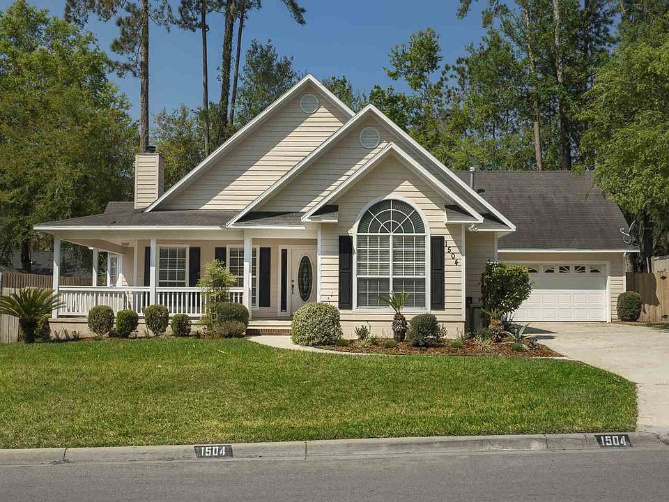 1st image of 1504 NW 117th Ter