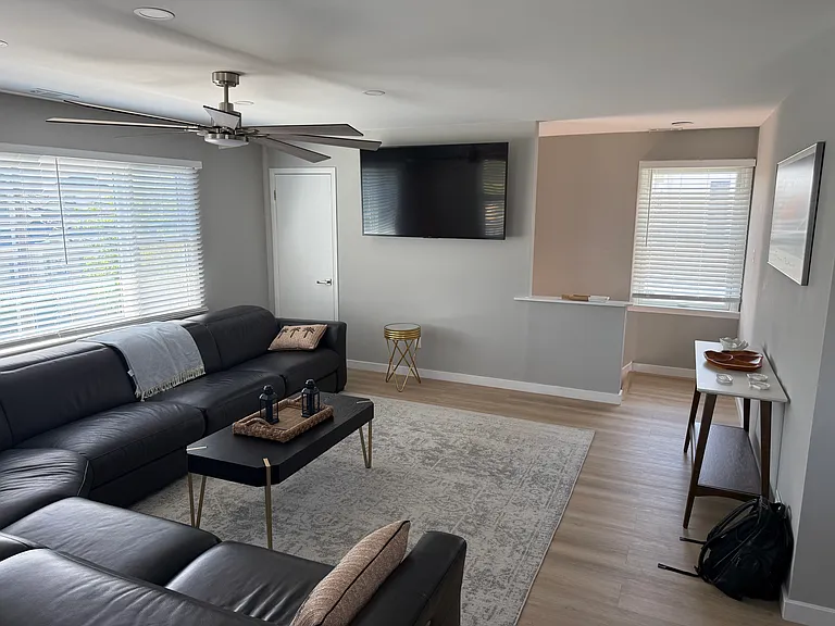 9401 Winchester Ave — Photo 21