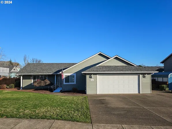 790 SE Cynthian Dr, Dallas, OR 97338