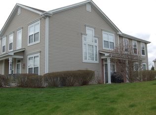 182 Brompton Ln #A, Sugar Grove, IL 60554