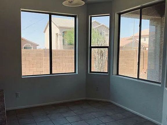 5th image of 12422 W Cocopah St