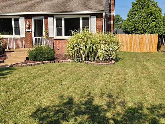 4th image of 2637 Edison Ave
