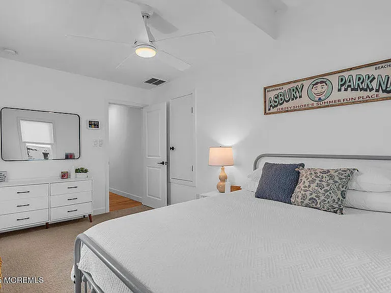 55 Merritt Ave — Photo 3