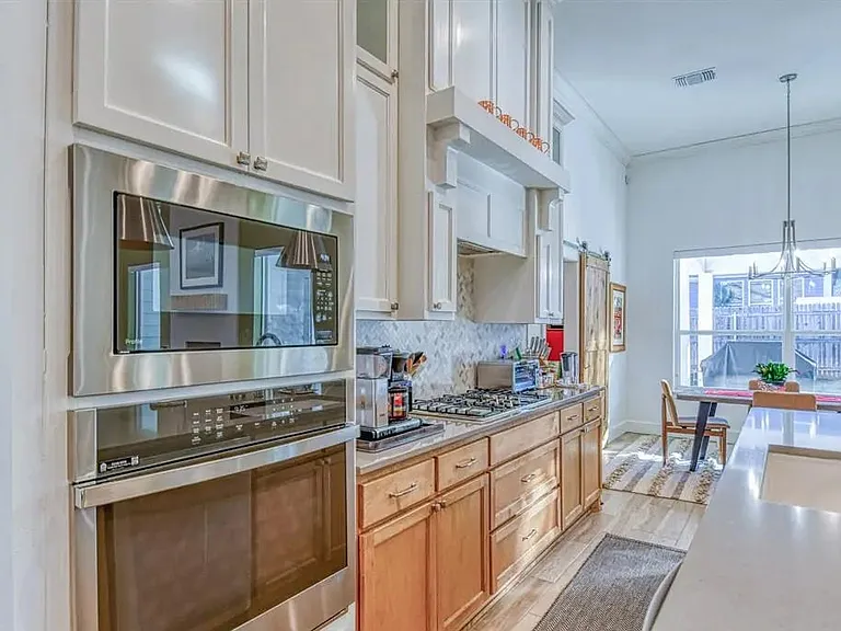3313 Quidnet Rd — Photo 22