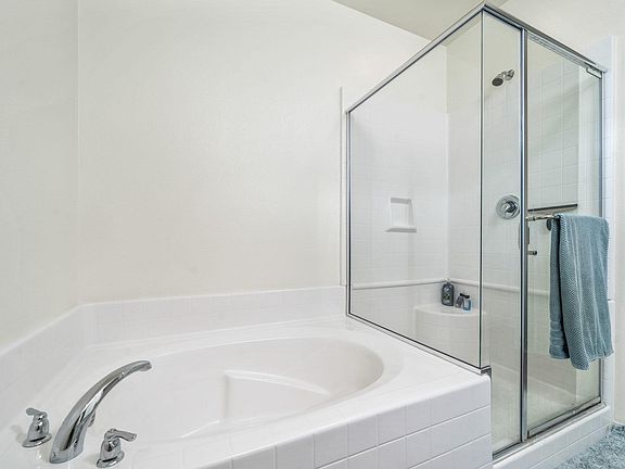 3rd image of 7022 Turin Pl