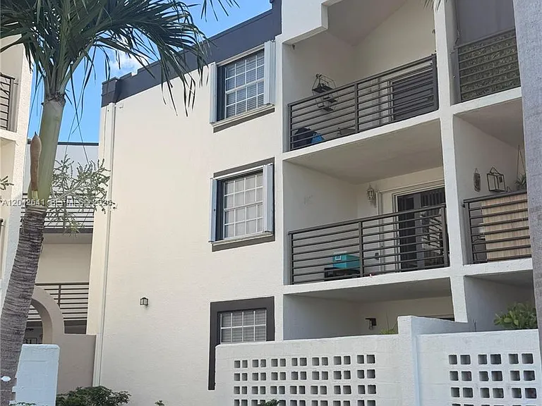 9731 Fontainebleau Blvd #F314 — Photo 17