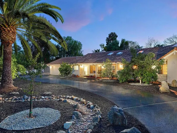 1989 Rockhoff Rd, Escondido, CA 92026