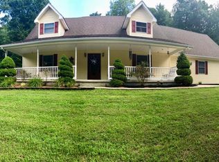 207 Mountain Dr, Greenup, KY 41144