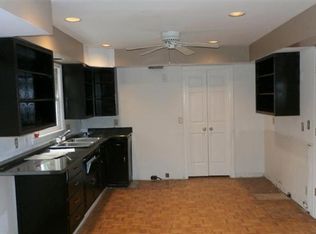 6807 Wetheridge Dr, Cincinnati, OH 45230