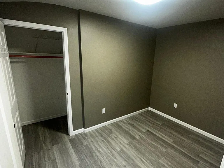 446 Clifton Ave #2 — Photo 15