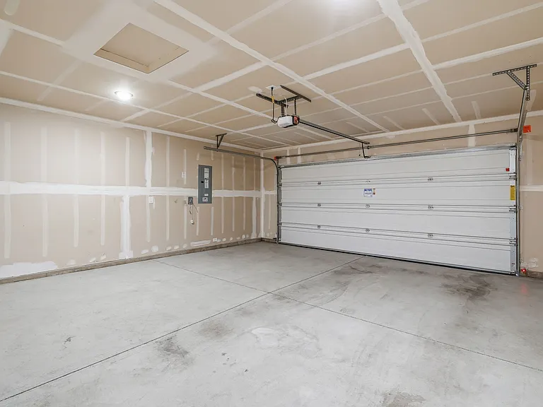 406 Hildago Way — Photo 25