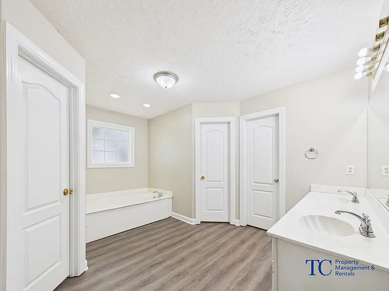 287 Foxworth Dr — Photo 29