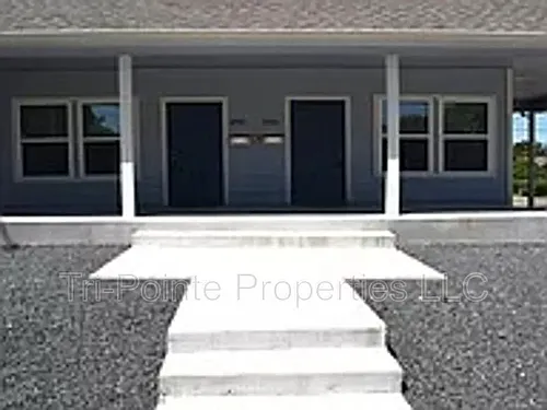 1202 Lowe St Photo 1