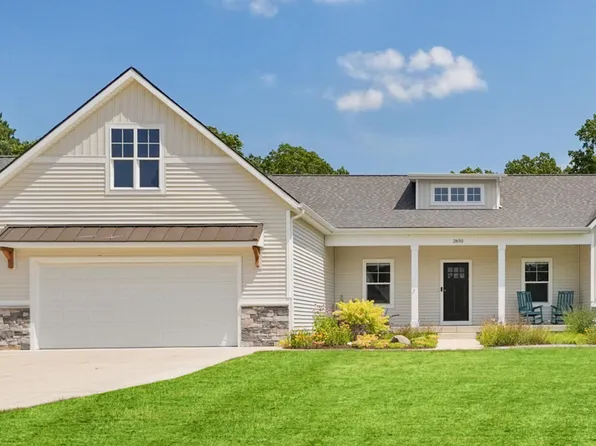 2850 Alden Hills Ct SE, Lowell, MI 49331
