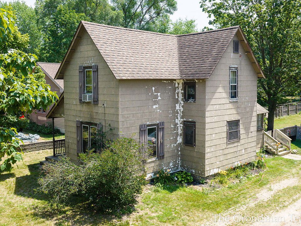 1st image of 541 W Elm St