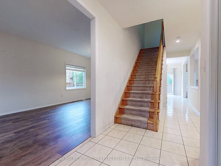 32 Holkham Ave — Photo 14