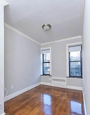 1st image of 319 W 16th St #5