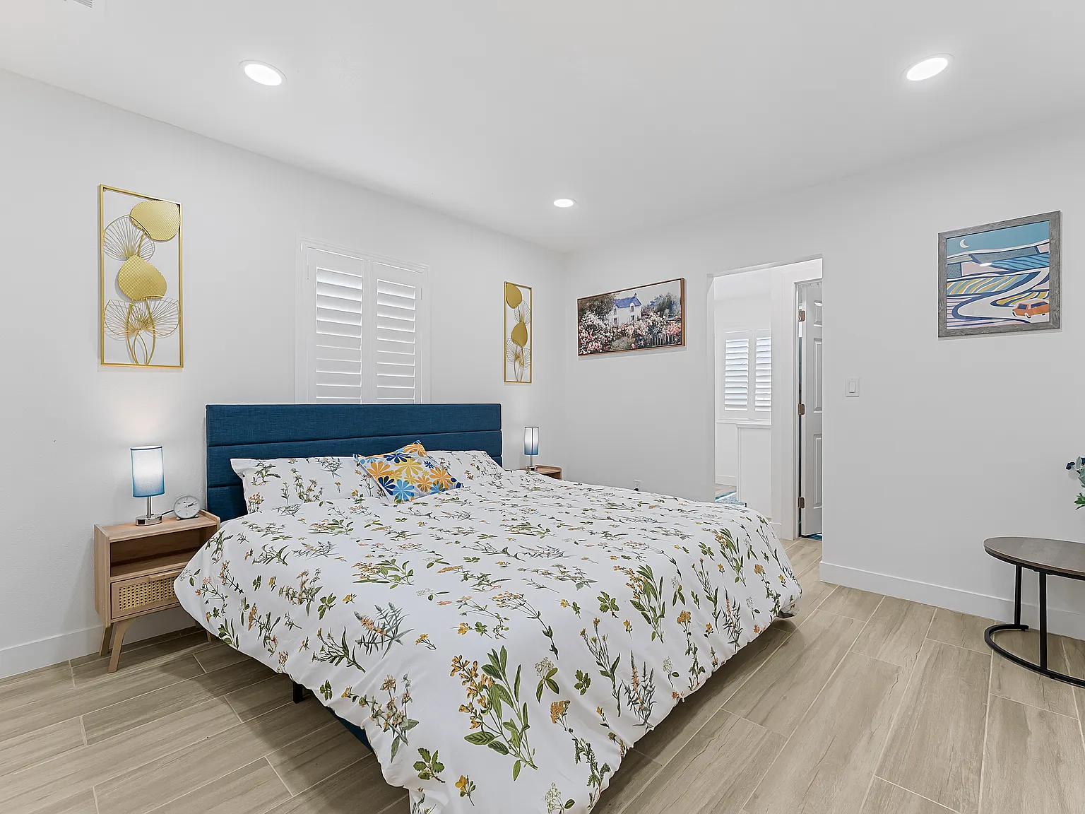 3 bed, 2585 sqft, $8,000 — Photo 3