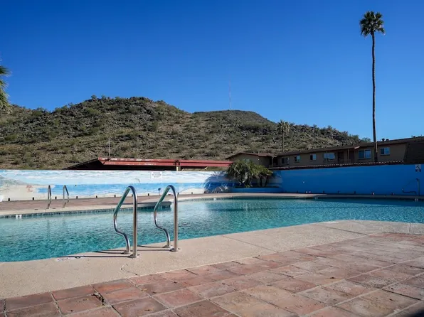North Mountain Foothills Apartments