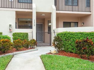 7319 Fairfax Dr #110, Tamarac, FL 33321