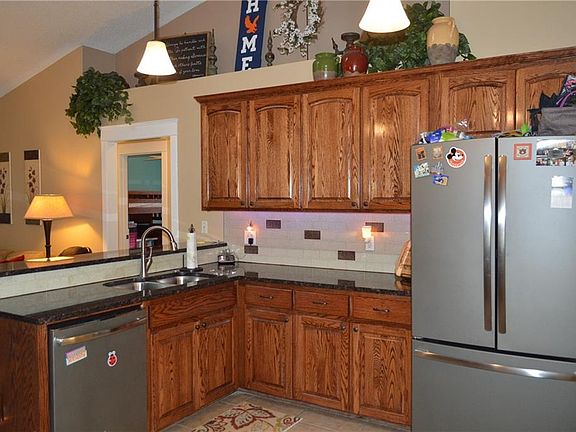 2nd image of 4109 Longfellow Dr